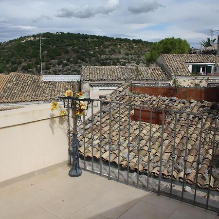 La Corte Di Ibla Рагуза Екстериор снимка
